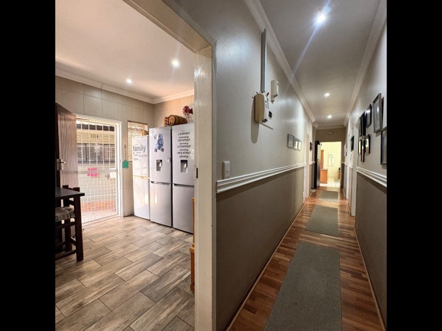 3 Bedroom Property for Sale in Flamwood North West